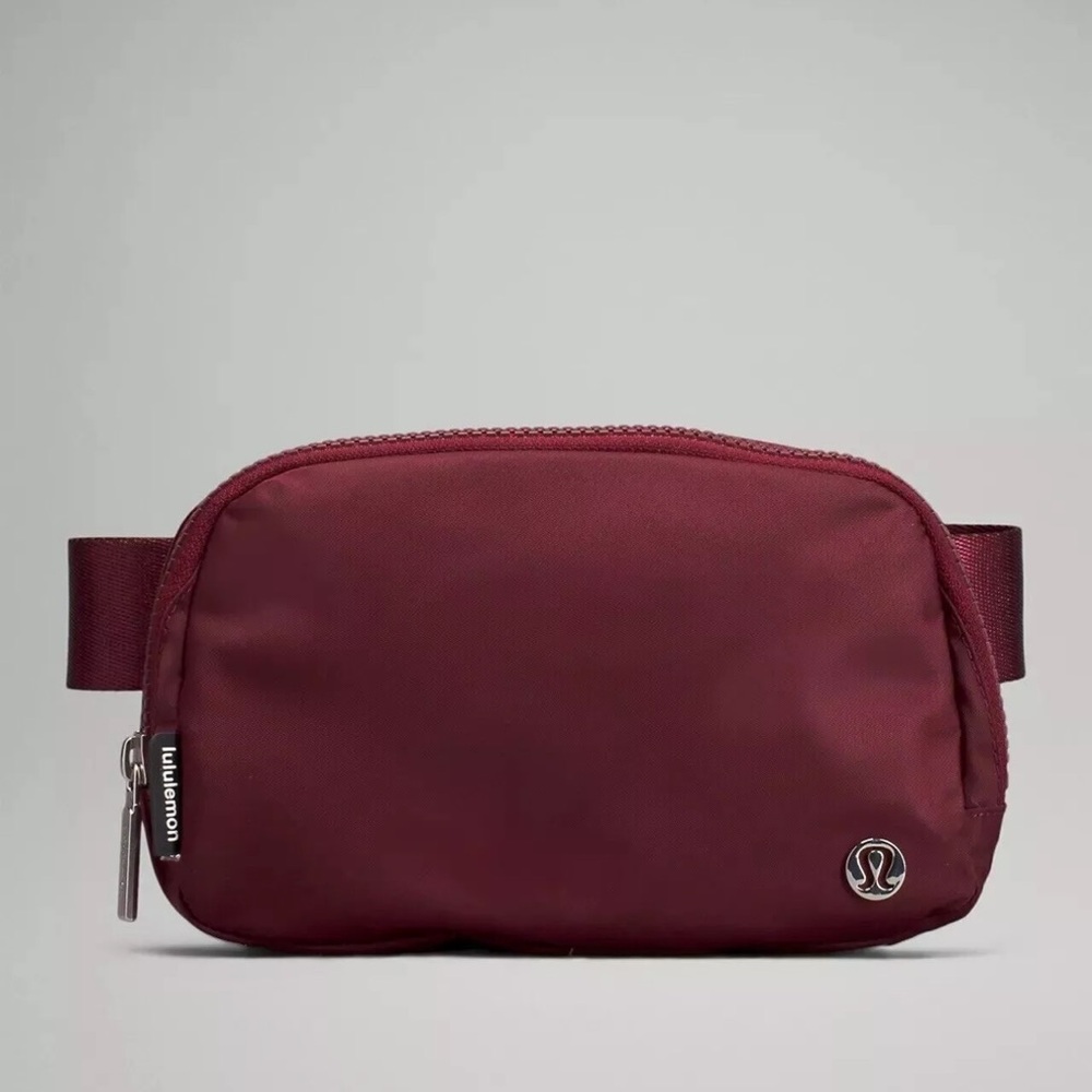 Lululemon Belt Bag - Merlot